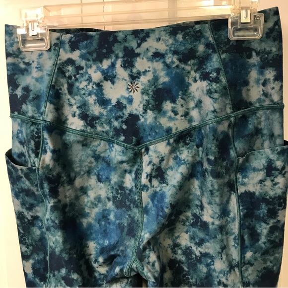 Athleta Salutation Stash 7/8 tight M turquoise blue tie-dye NWOT - Picture 7 of 15
